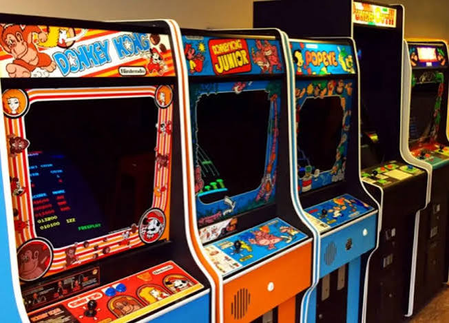 A Quick Full History of Arcade Machines